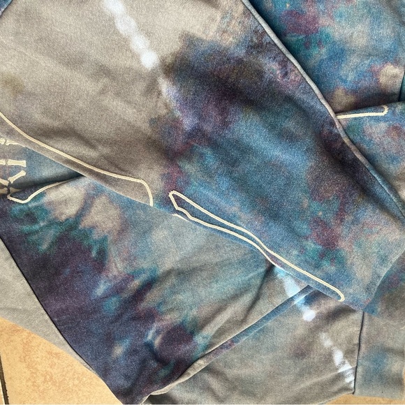 Kith Blue and Purple Tie-Dye Sweatshirt - Picture 6 of 8